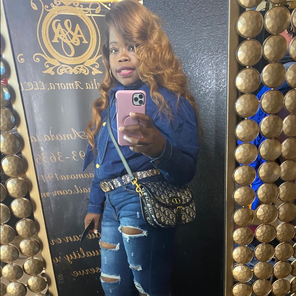 Meet your Posher, Lakeisha